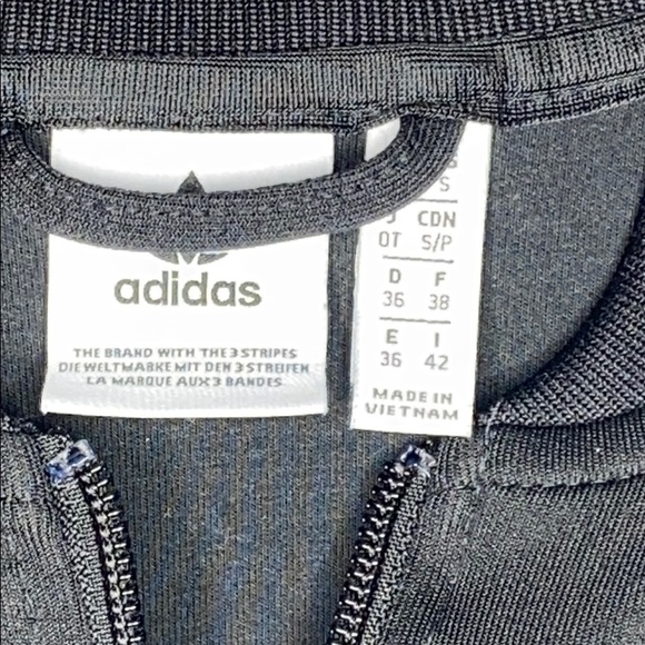 Adidas Light Weight Bomber Jacket - Picture 3 of 4